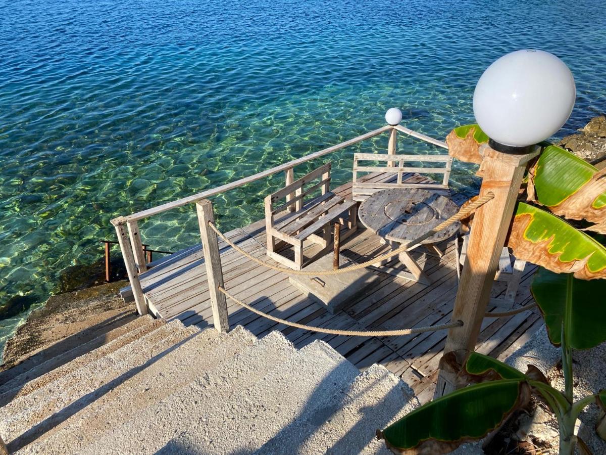 Villa Xhefri 2 Sarandë Exteriör bild