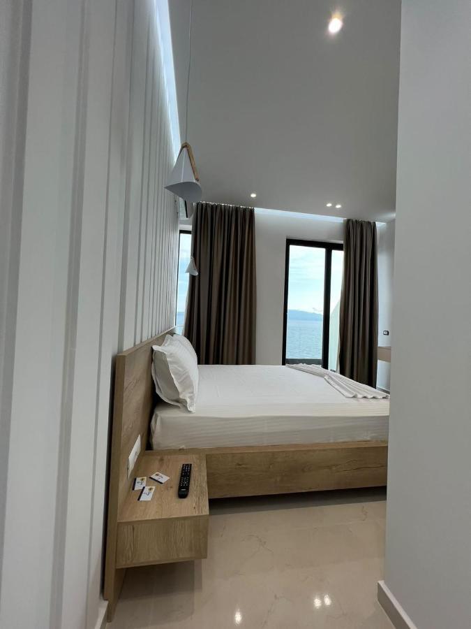 Villa Xhefri 2 Sarandë Exteriör bild