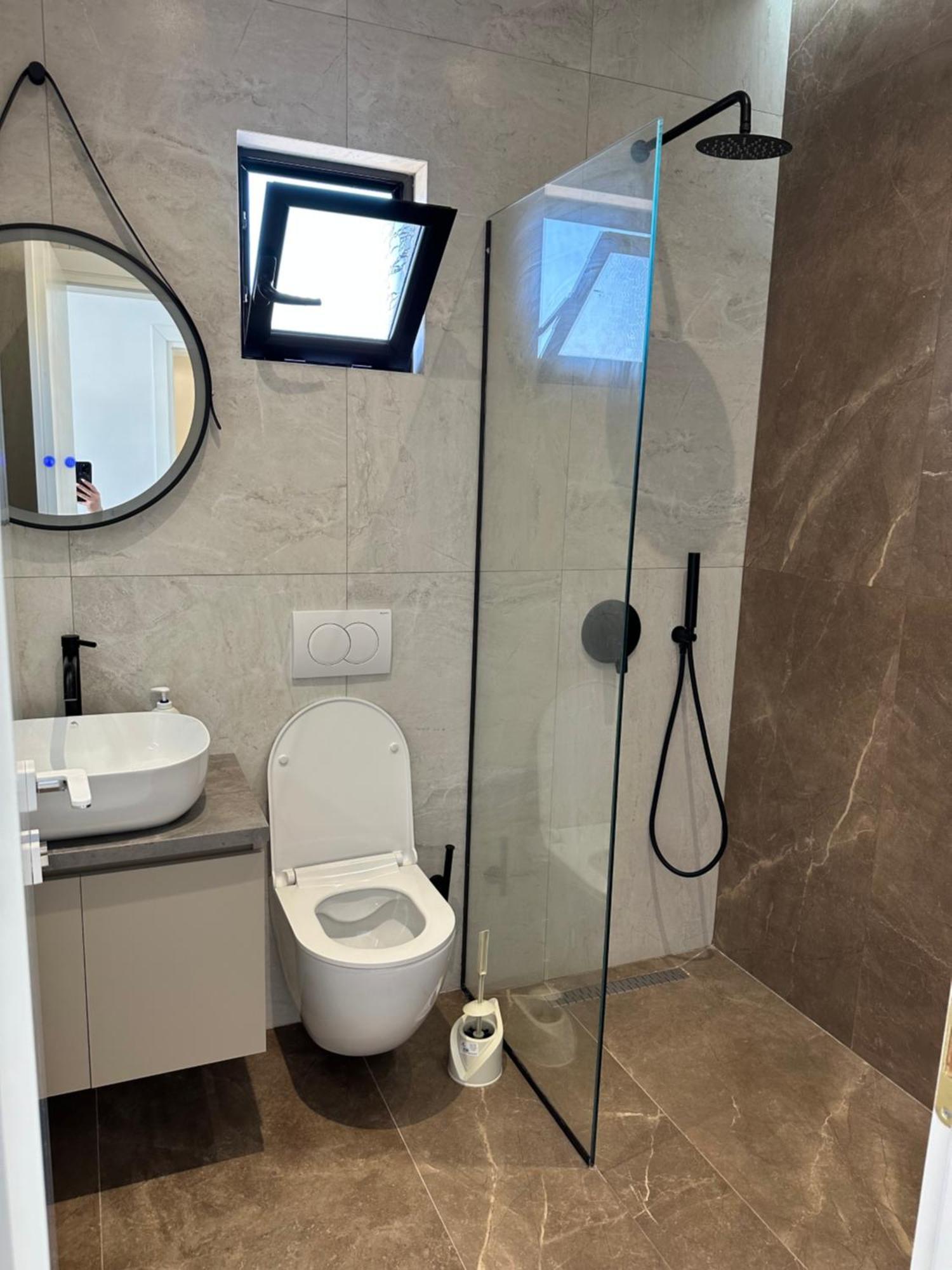 Villa Xhefri 2 Sarandë Exteriör bild