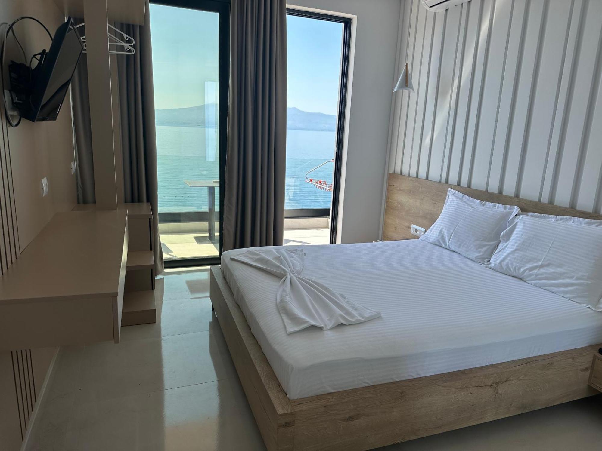 Villa Xhefri 2 Sarandë Exteriör bild