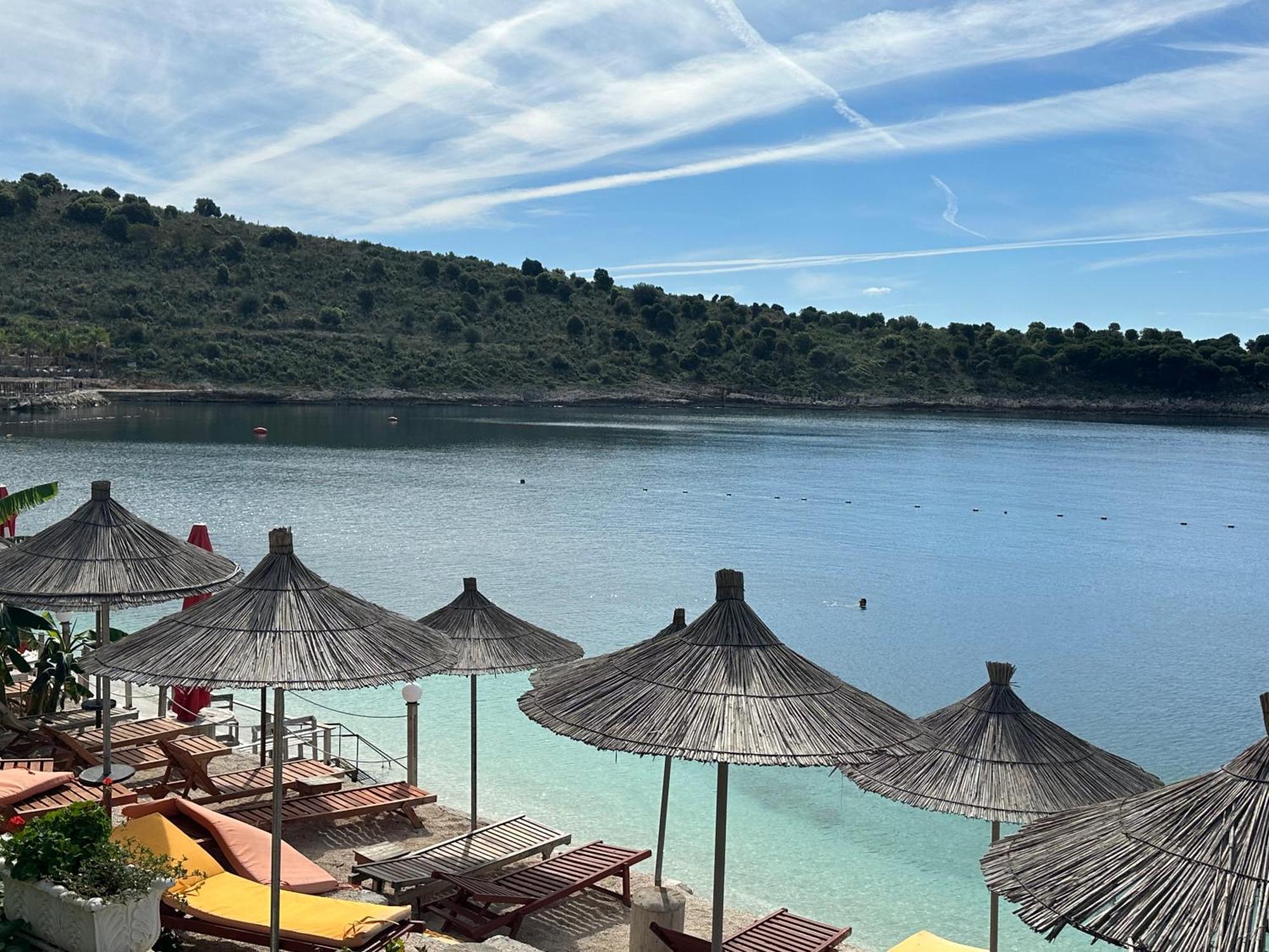 Villa Xhefri 2 Sarandë Exteriör bild